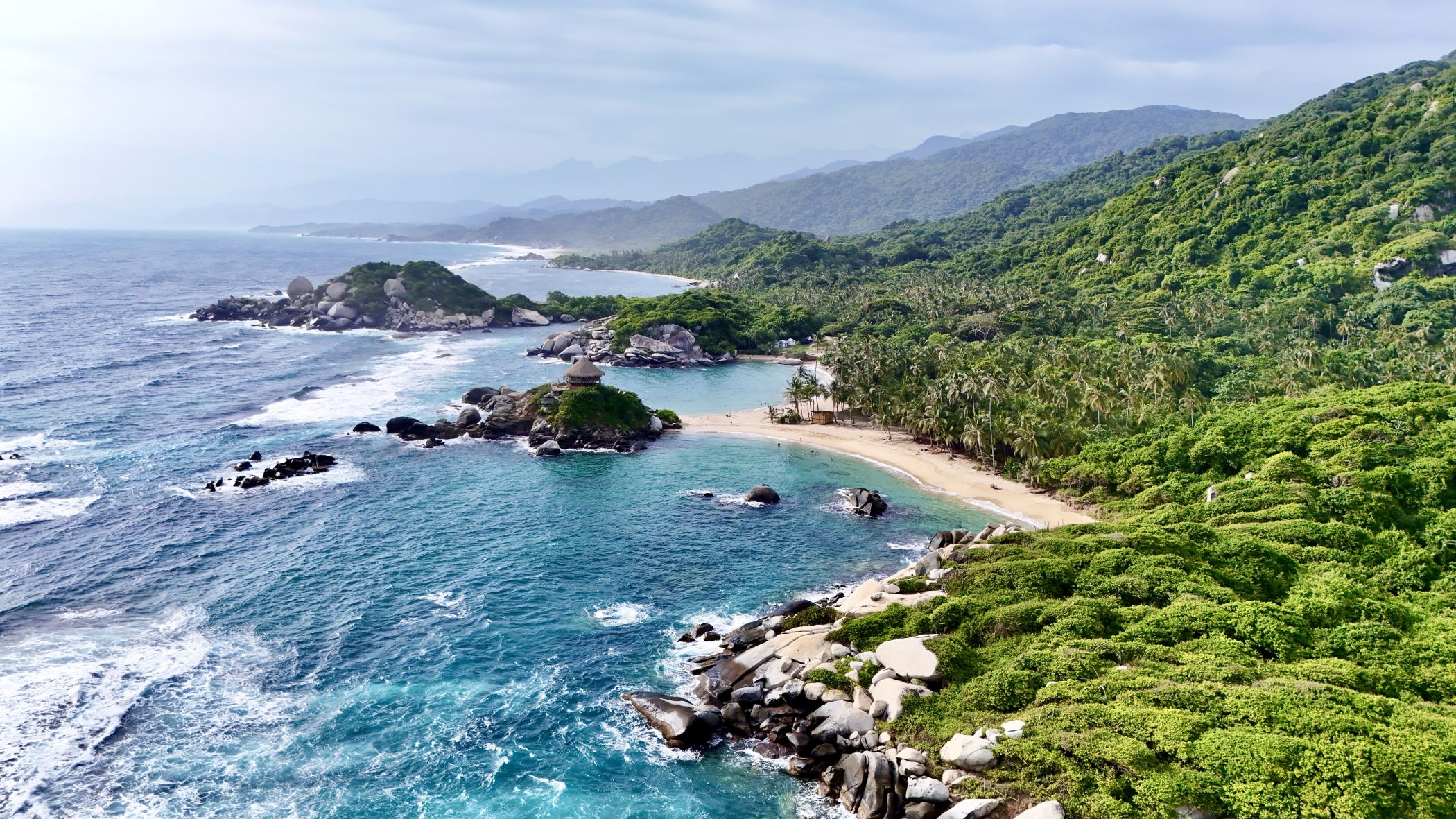 Luftaufnahme von Cabo San Juan im Tayrona-Nationalpark, Kolumbien | © Getty Images