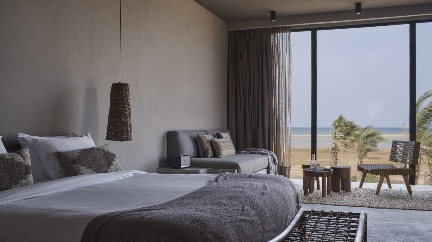 Gäste genießen lässigen Luxus in stilvollen Zimmern, Suiten oder privaten Villen | © Casa Cook El Gouna